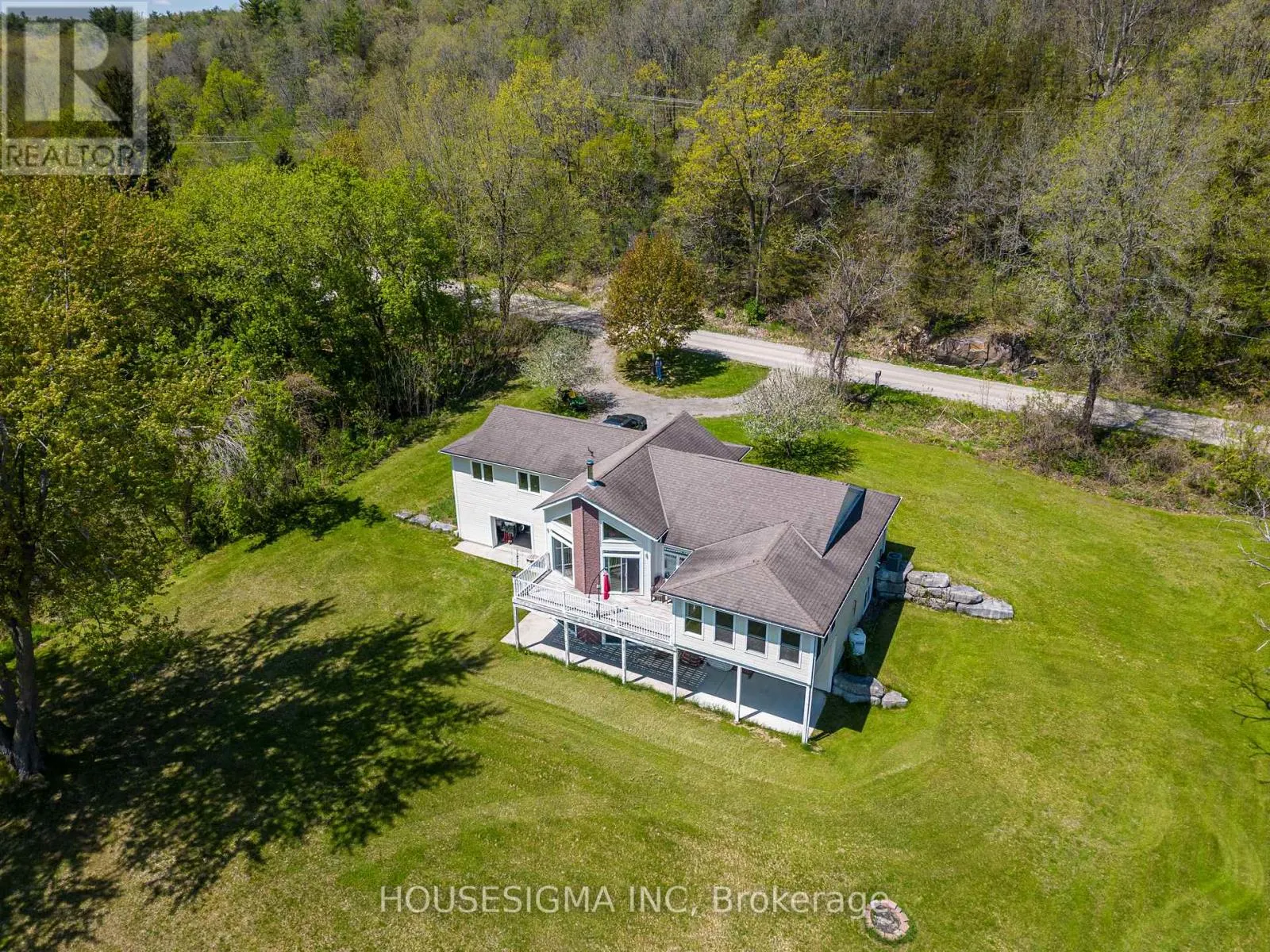 139 OLD RIVER ROAD