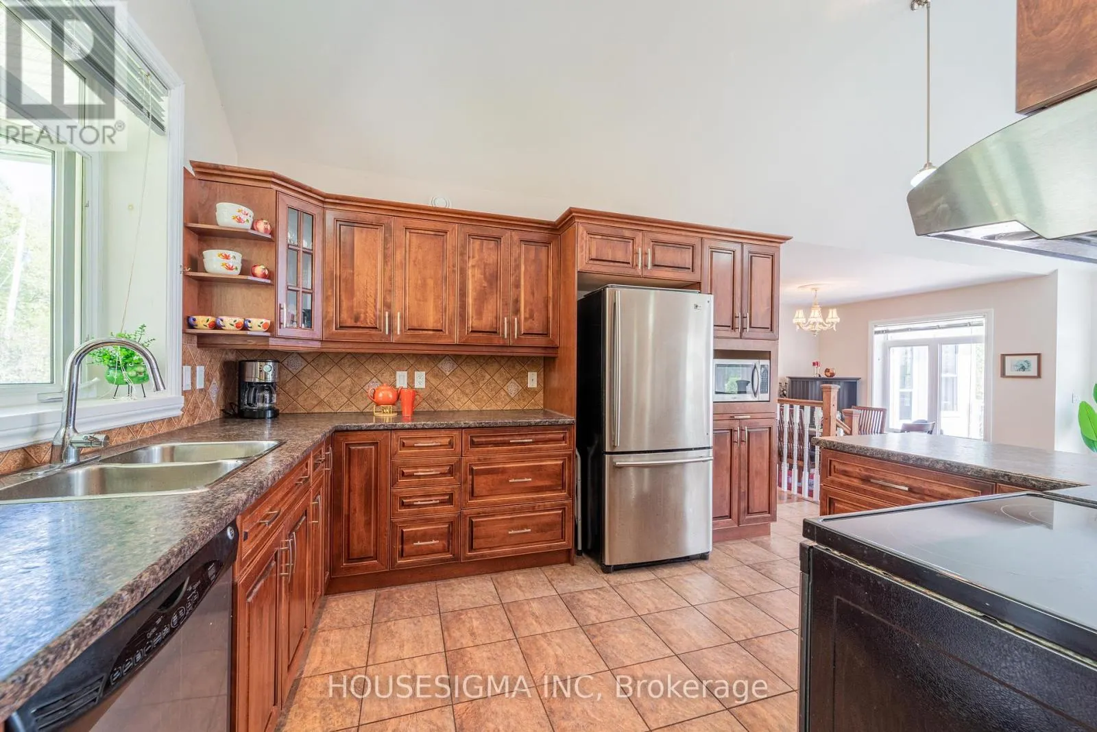 139 OLD RIVER ROAD