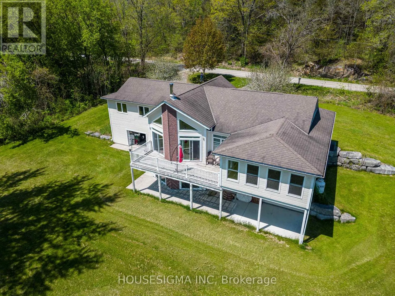 139 OLD RIVER ROAD
