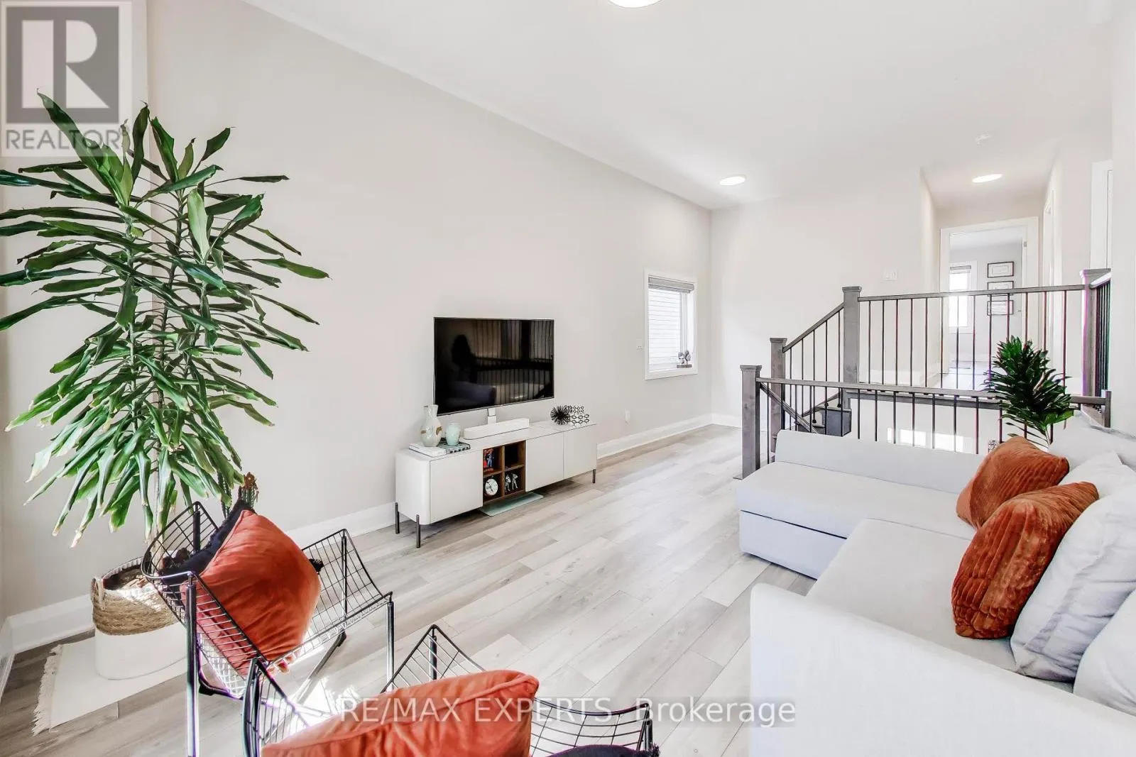 228 WOODBINE AVENUE