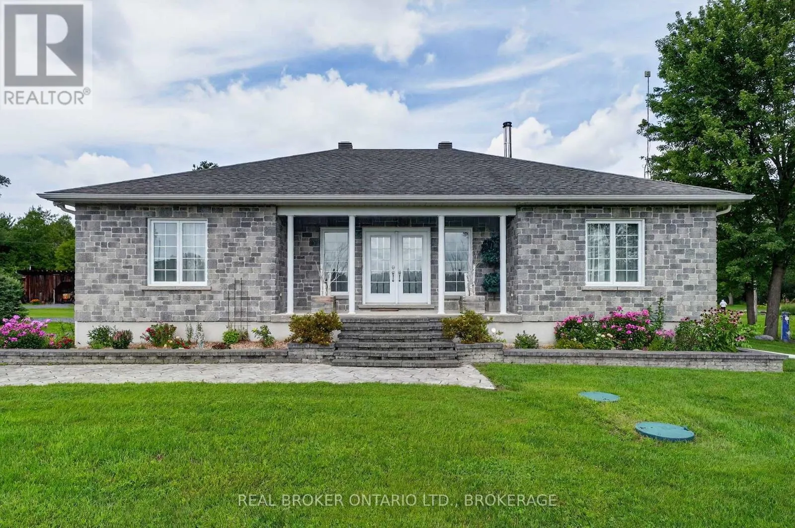 18523 KENYON CONC RD 1 ROAD