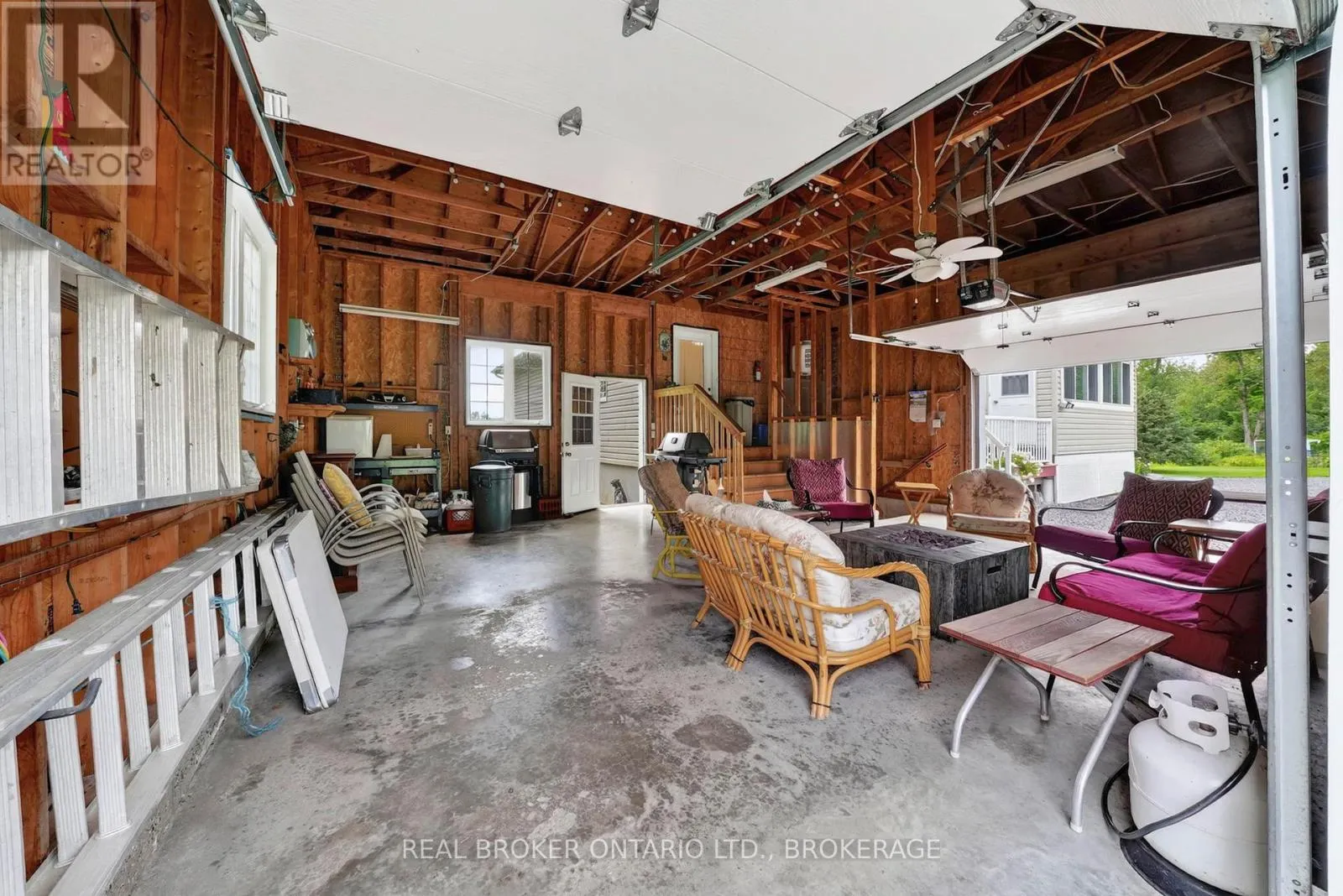 18523 KENYON CONC RD 1 ROAD