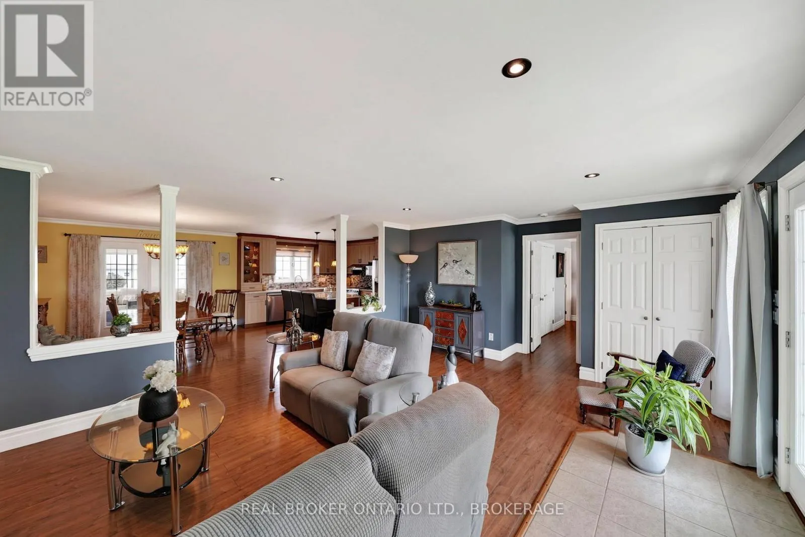 18523 KENYON CONC RD 1 ROAD