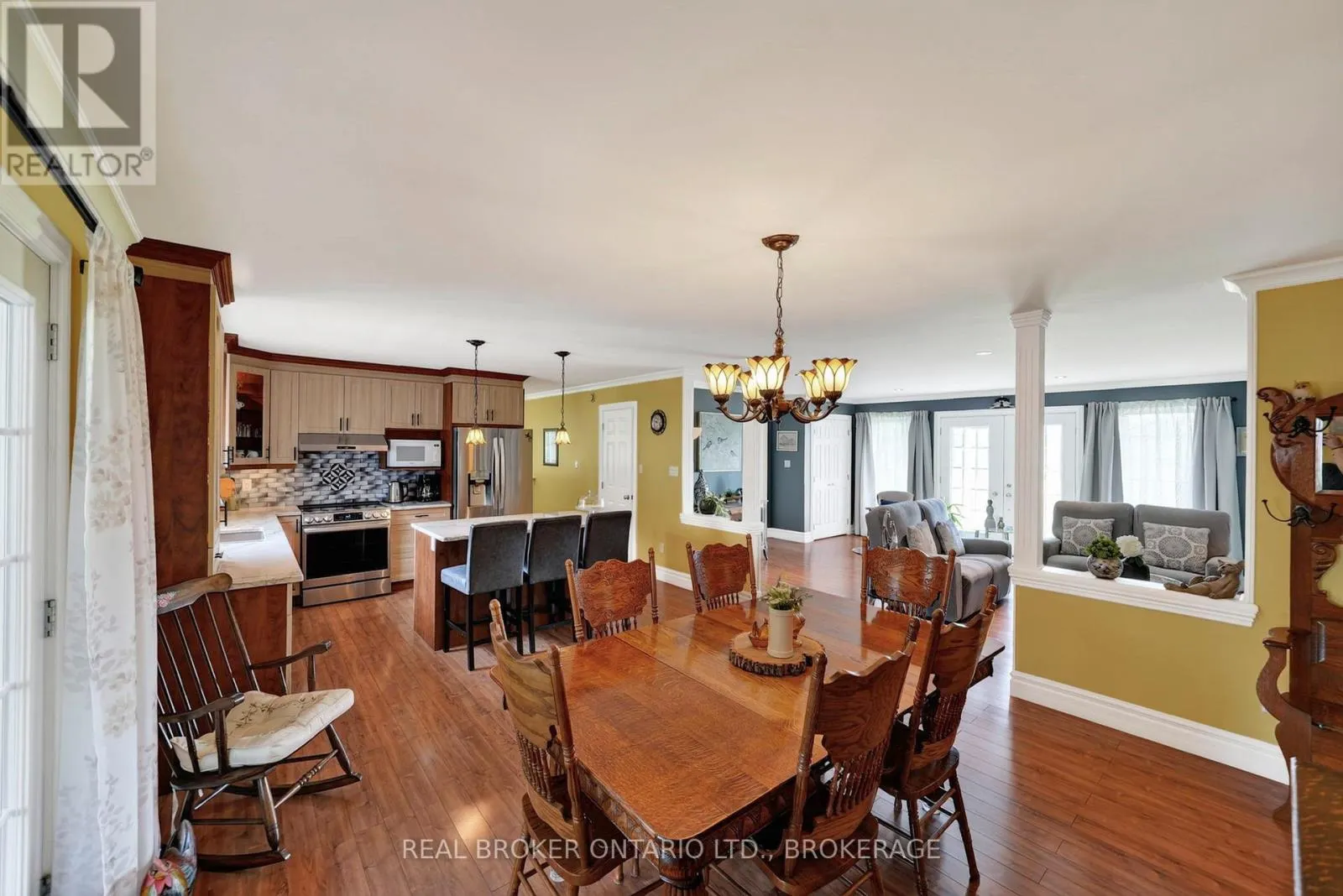 18523 KENYON CONC RD 1 ROAD