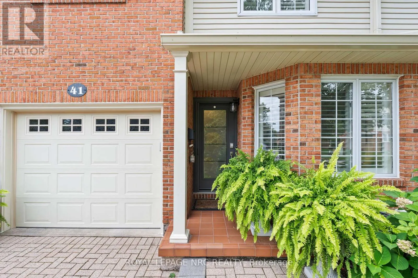 41 - 275 PELHAM ROAD #41