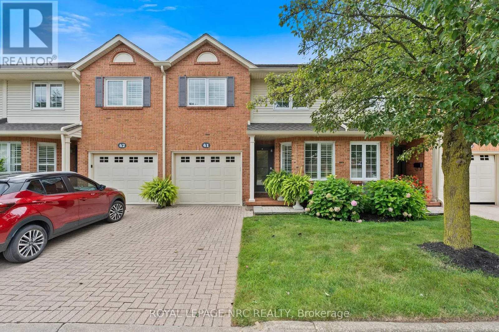 41 - 275 PELHAM ROAD #41