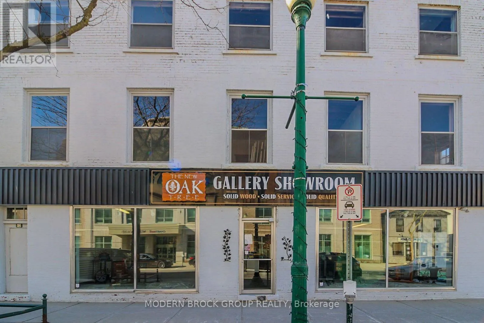 26 KING STREET E
