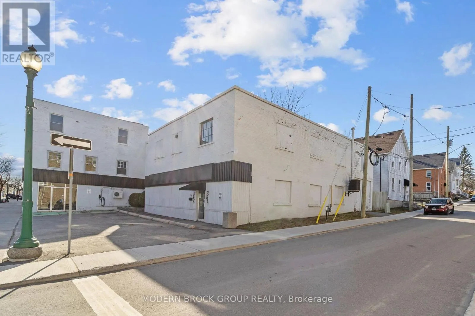 26 KING STREET E