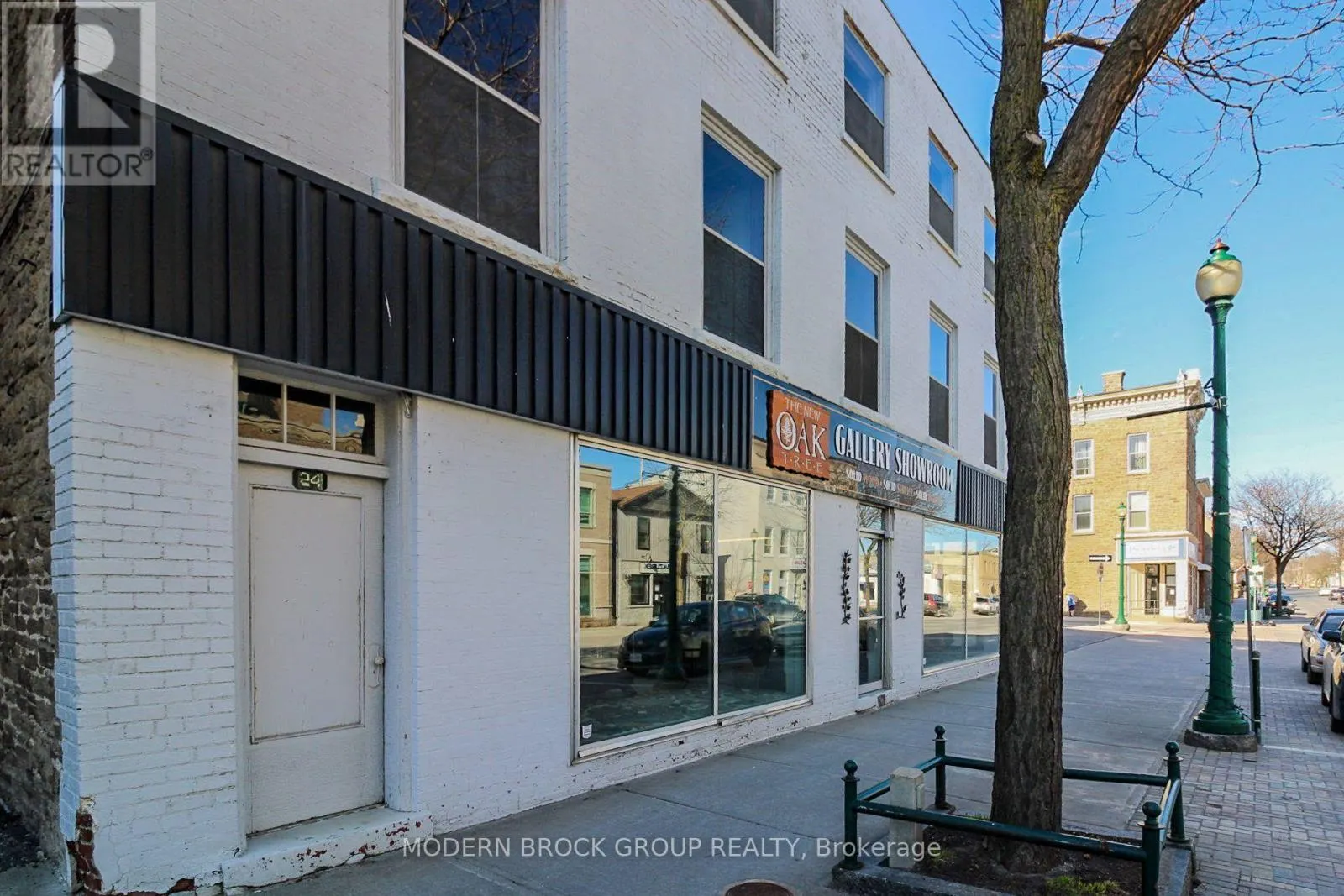 26 KING STREET E