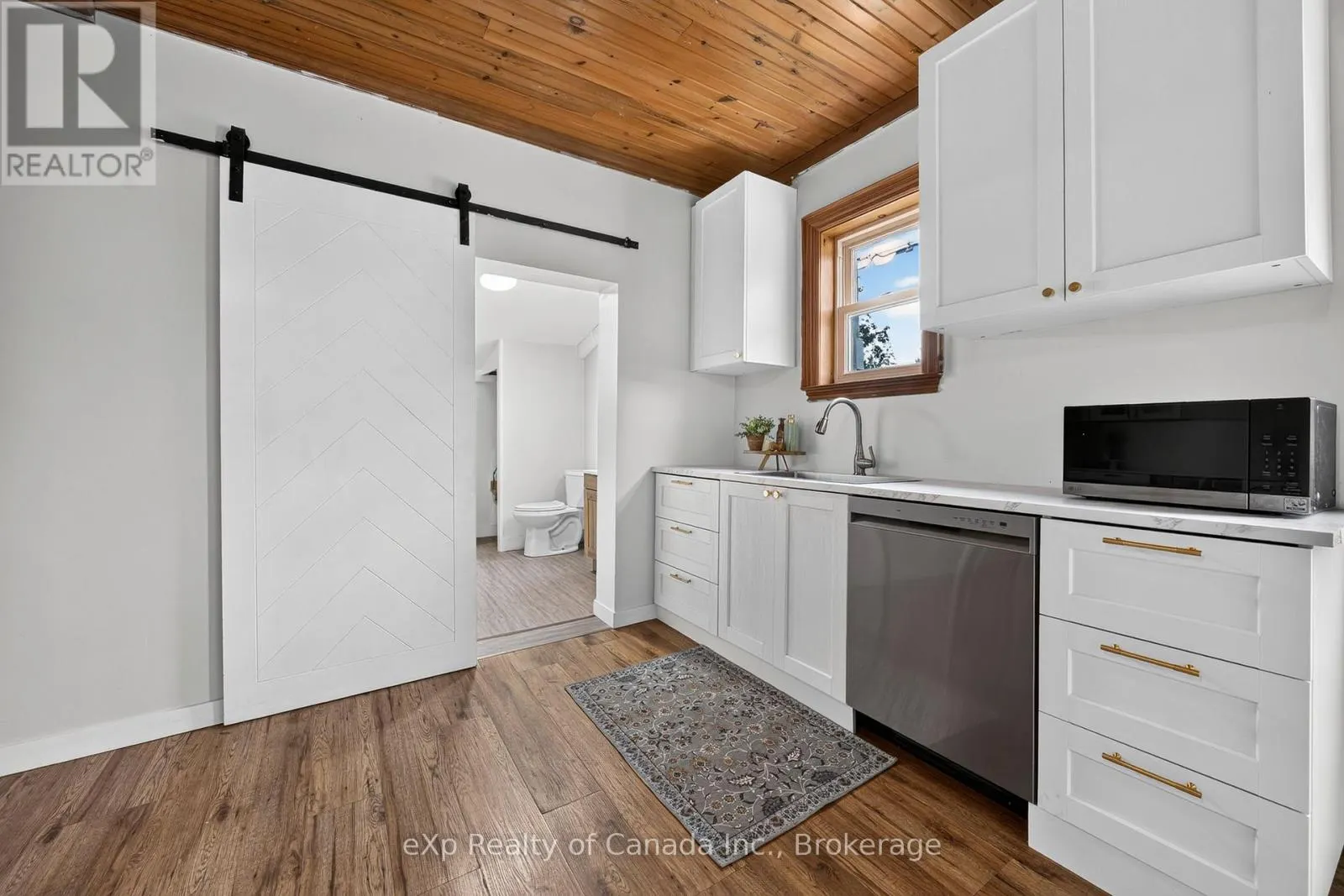 24 STOVER STREET S