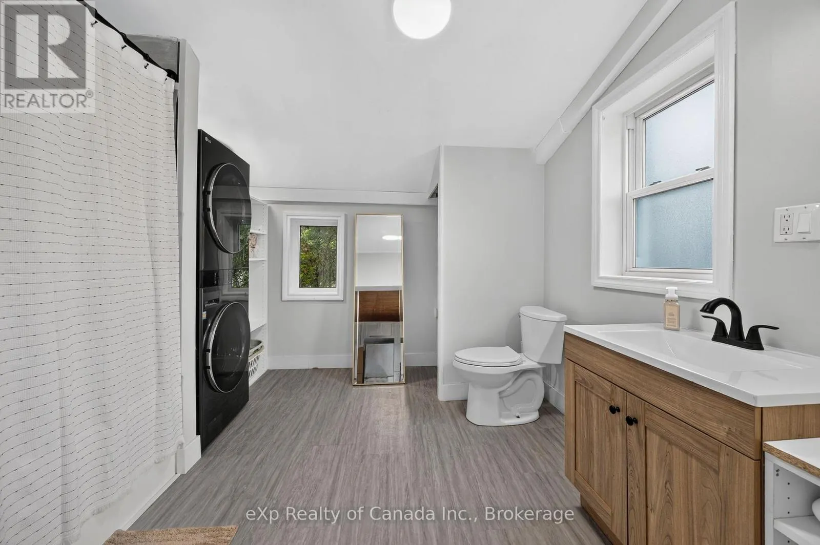 24 STOVER STREET S
