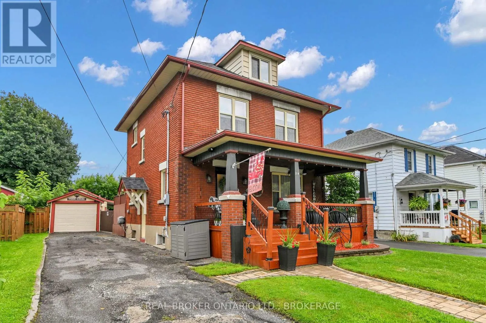 214 FOURTH STREET W