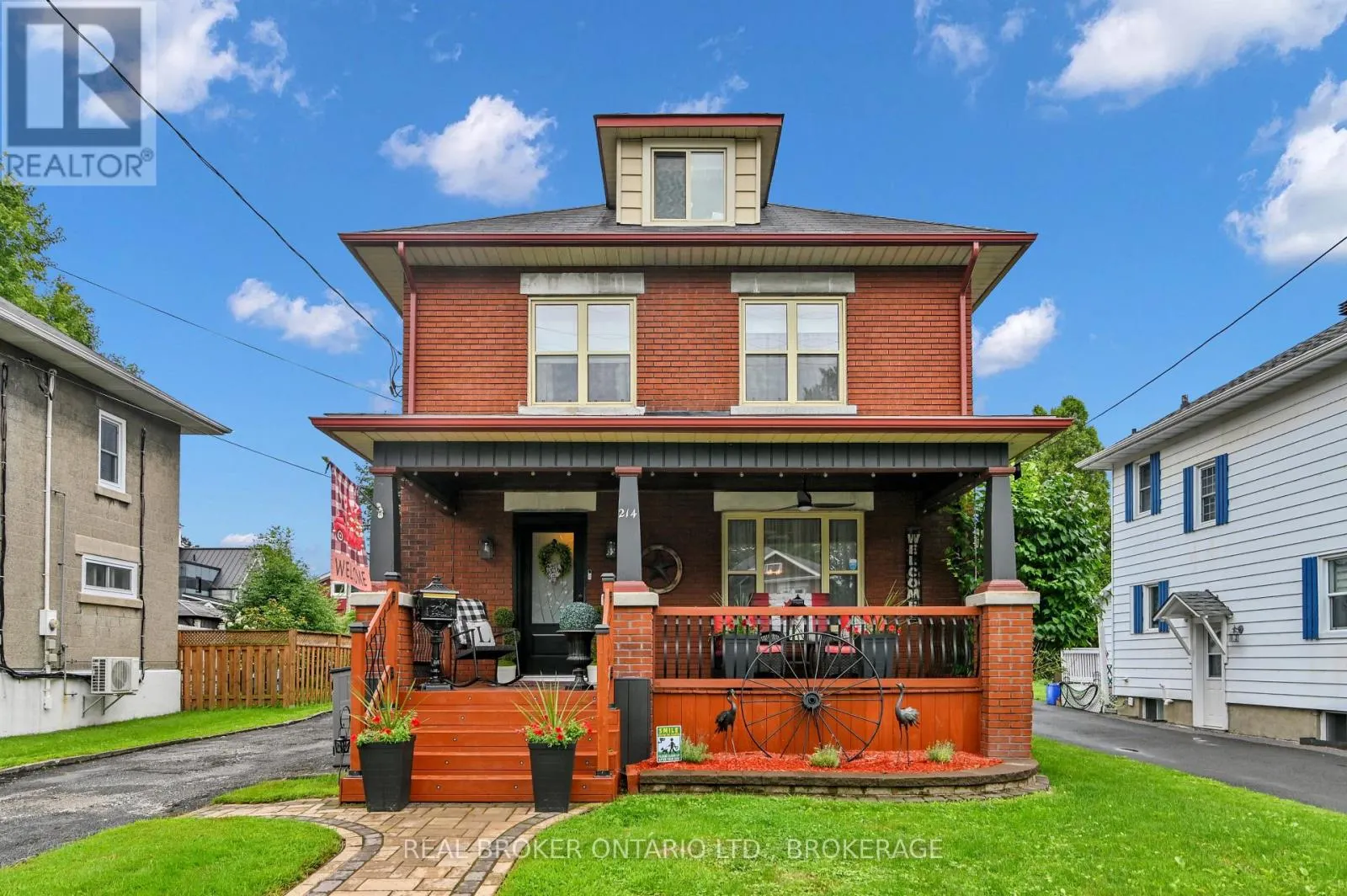 214 FOURTH STREET W