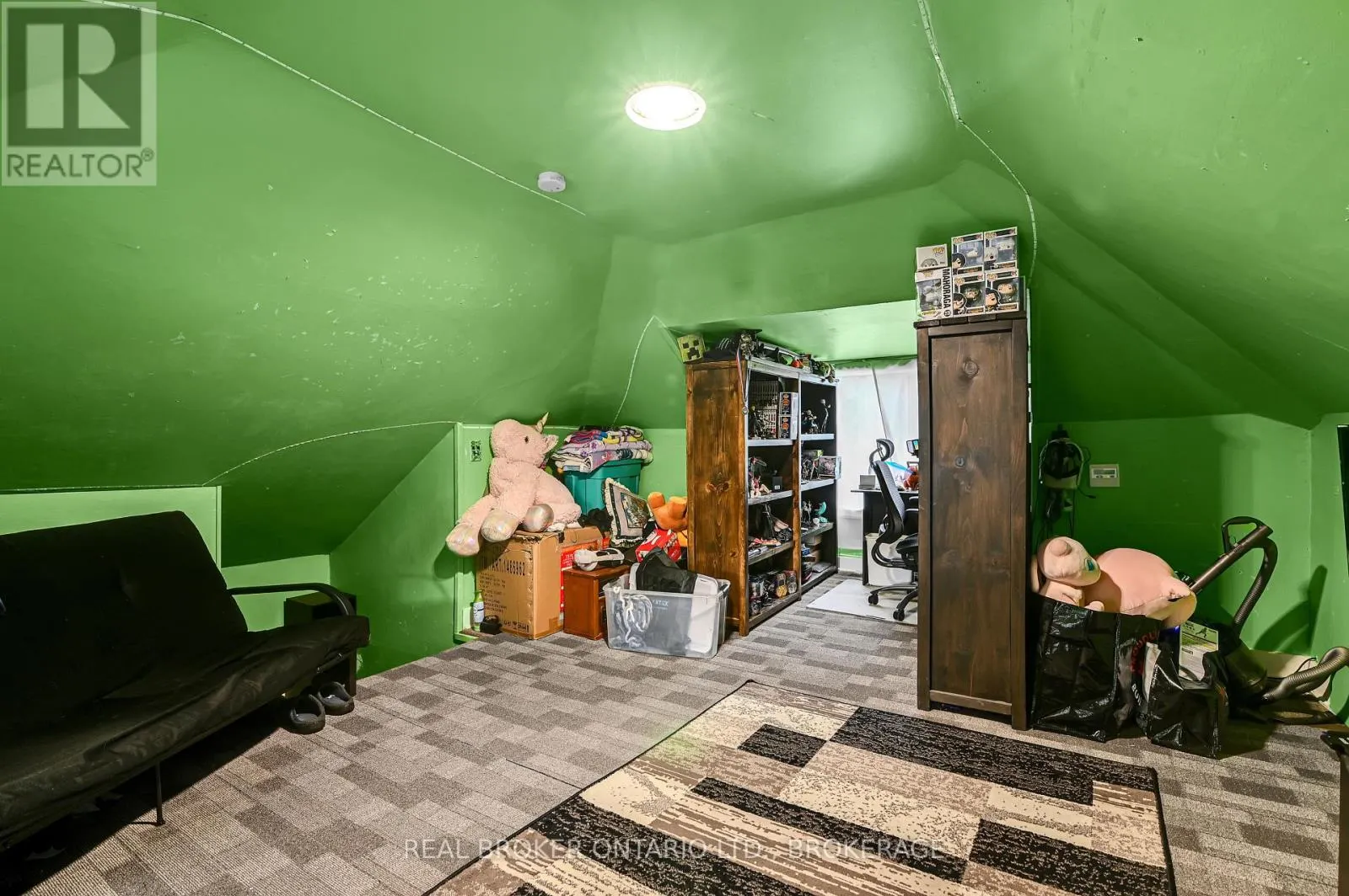 214 FOURTH STREET W
