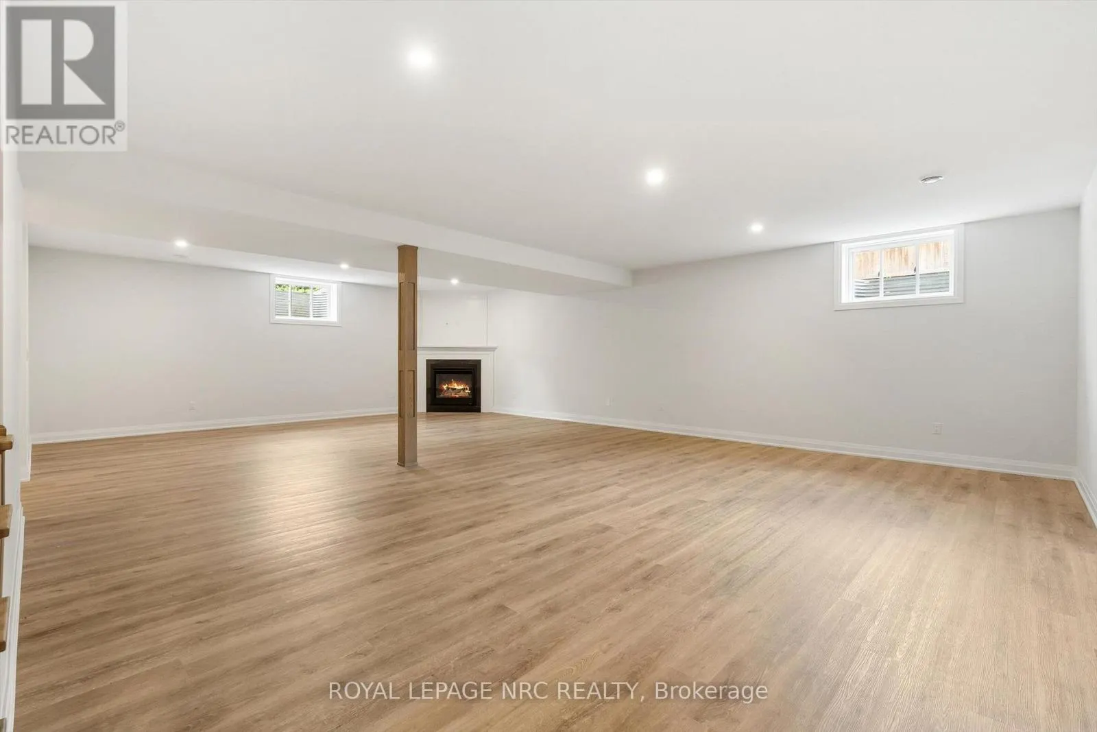 11 PRIMROSE STREET