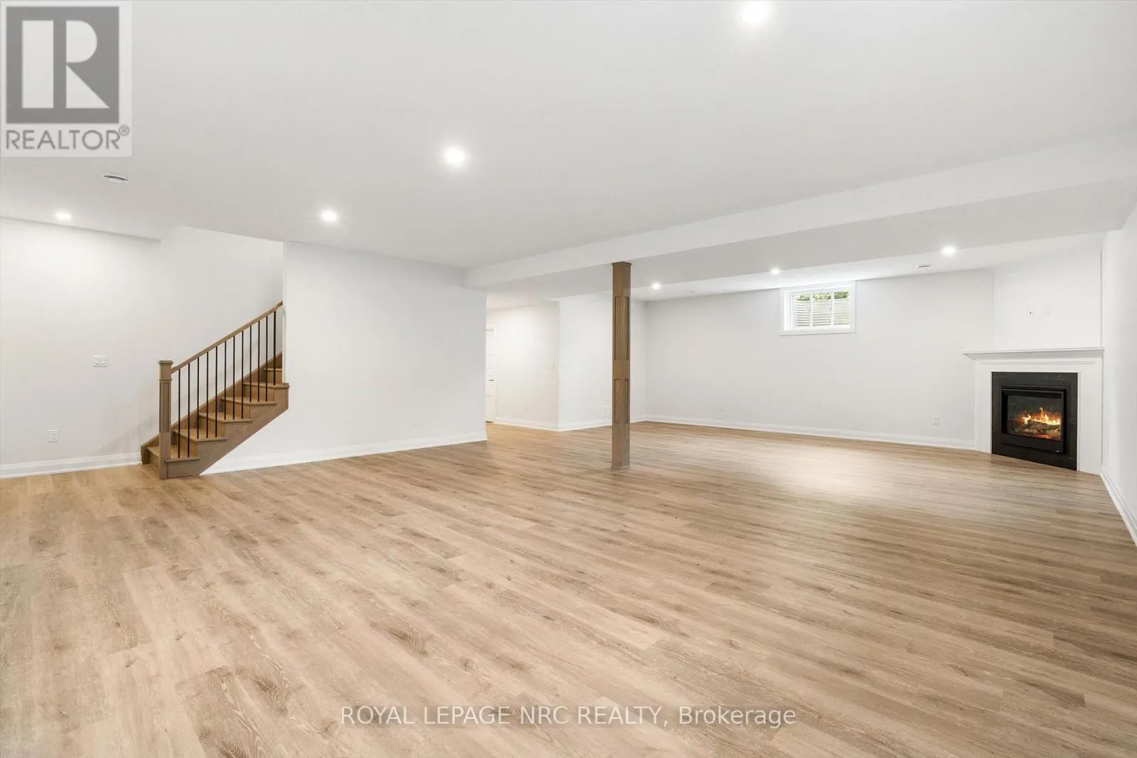 11 PRIMROSE STREET
