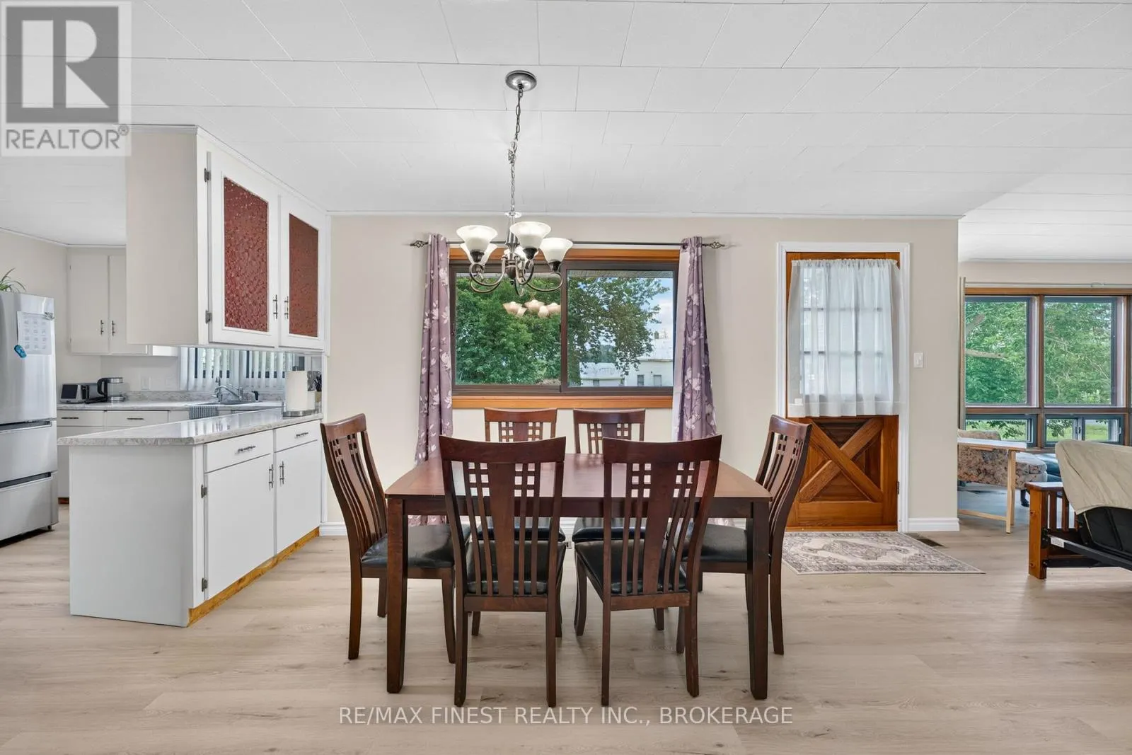 607 FITCHETT ROAD