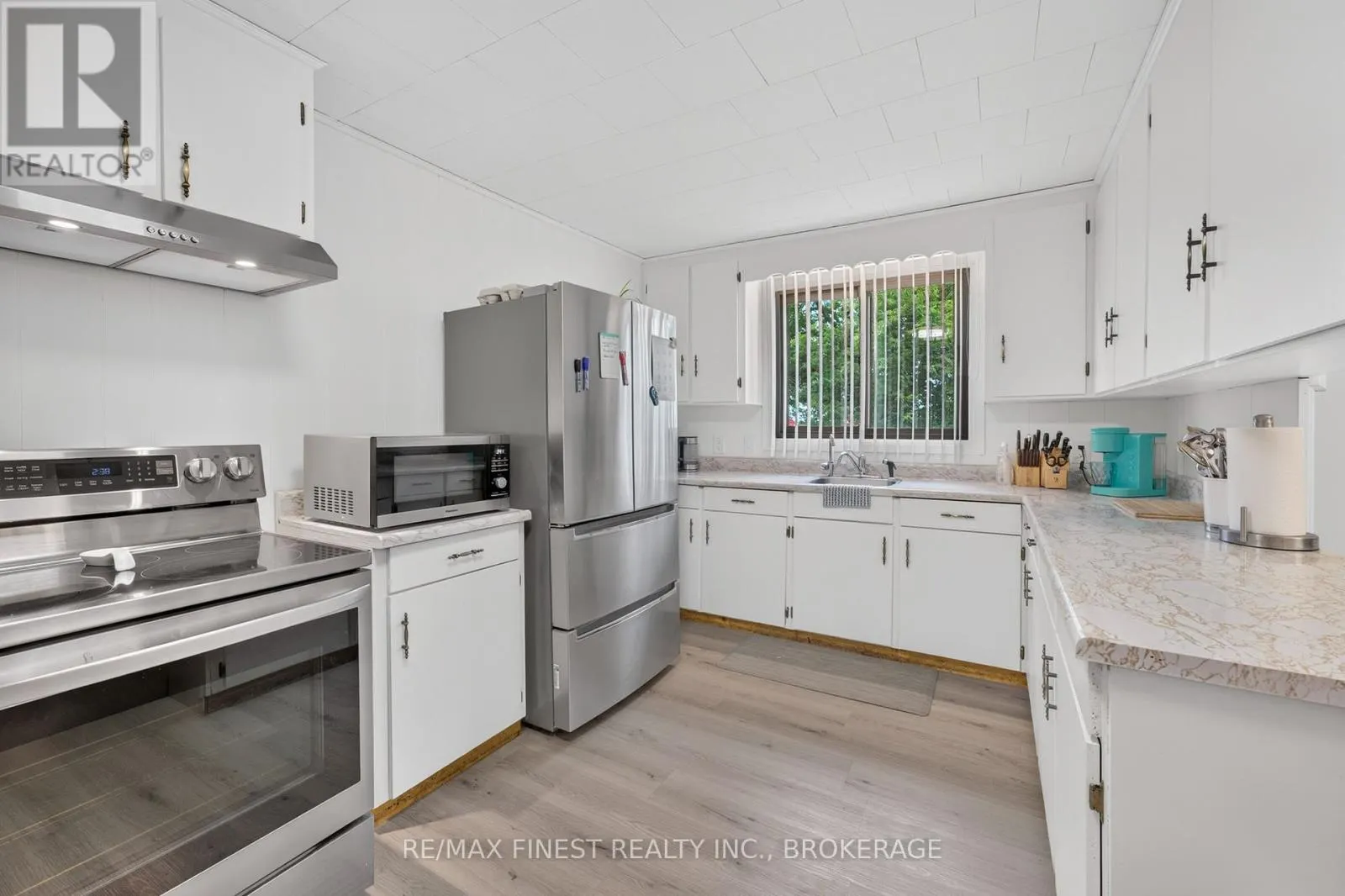 607 FITCHETT ROAD