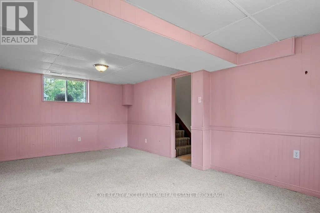 116 SHERWOOD AVENUE