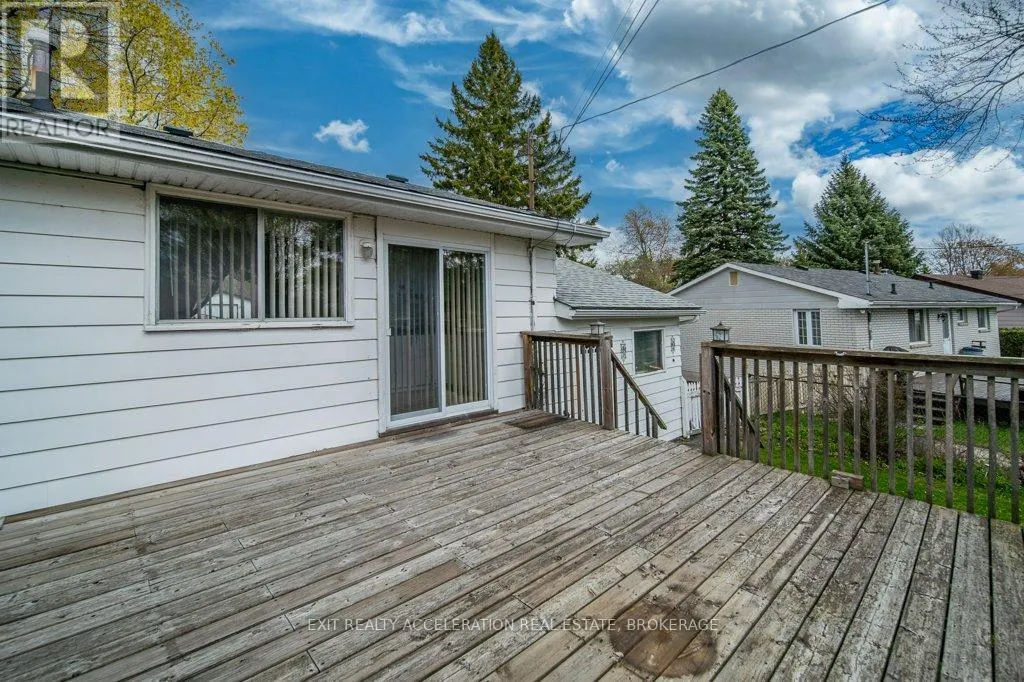 116 SHERWOOD AVENUE