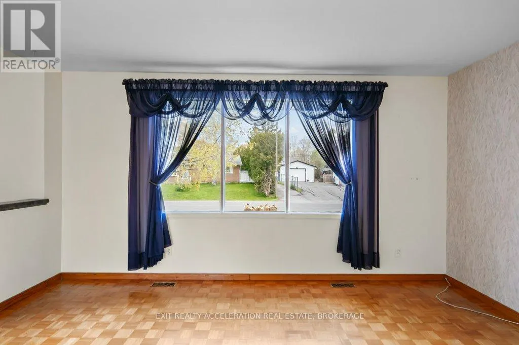116 SHERWOOD AVENUE