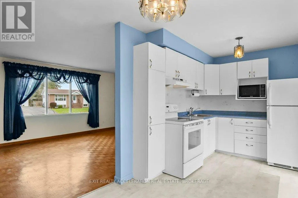 116 SHERWOOD AVENUE