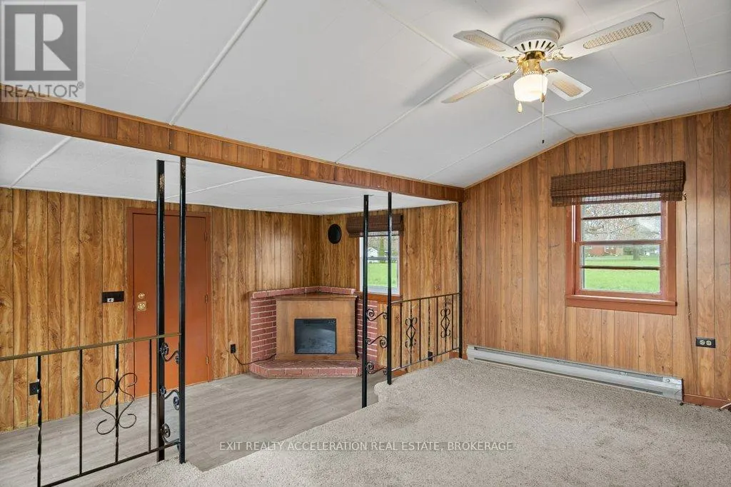 302 OLD HAMBURG ROAD