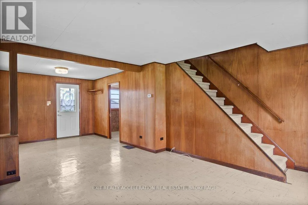 302 OLD HAMBURG ROAD