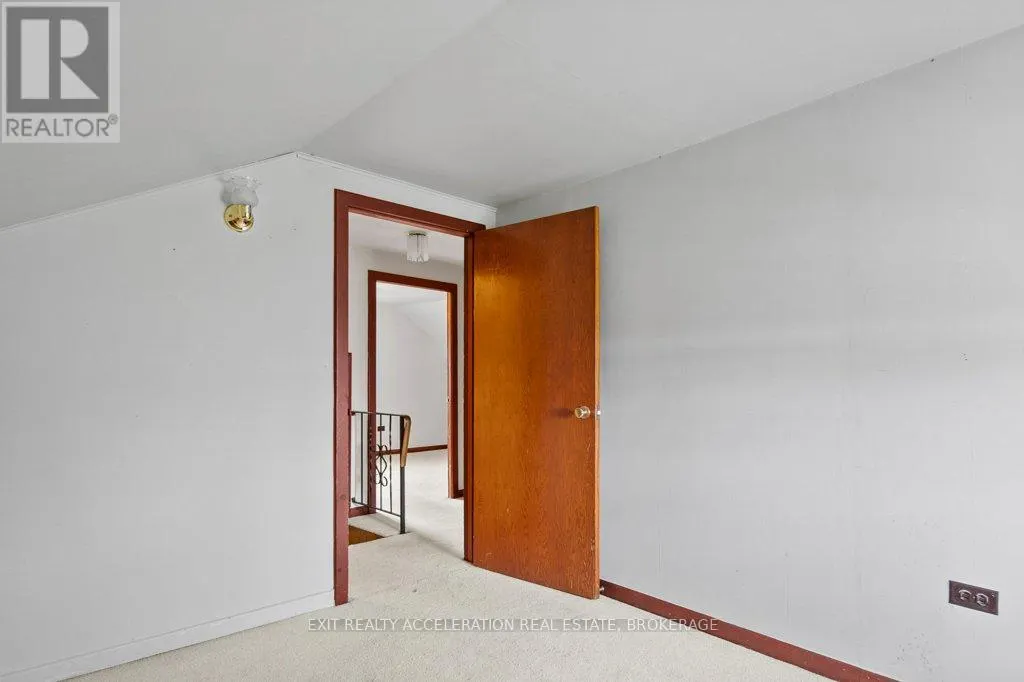 302 OLD HAMBURG ROAD