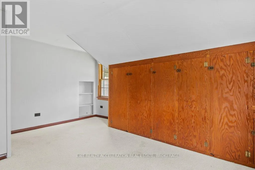 302 OLD HAMBURG ROAD