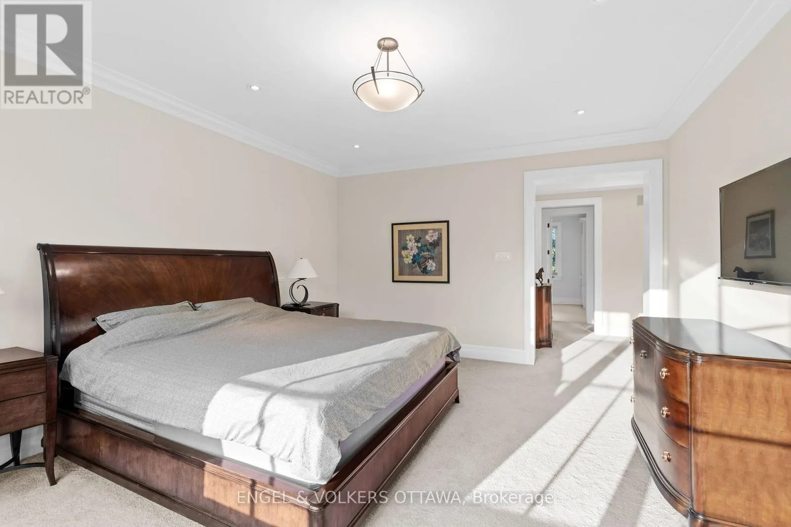 1408 BLACKHORSE COURT