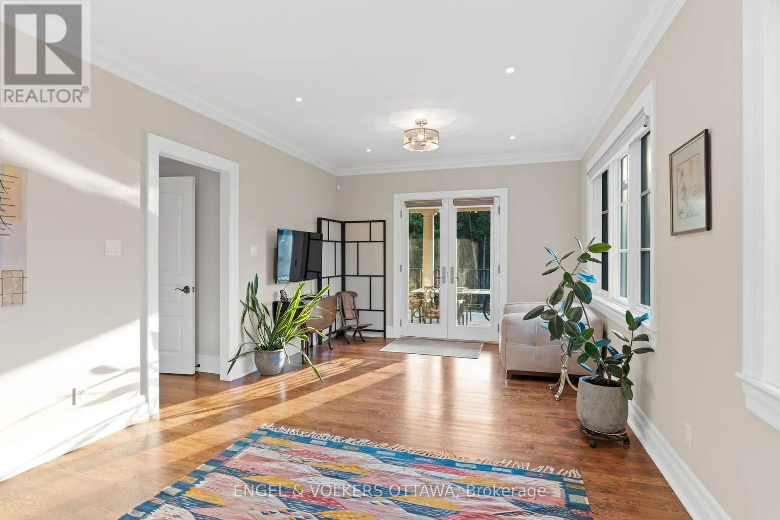 1408 BLACKHORSE COURT