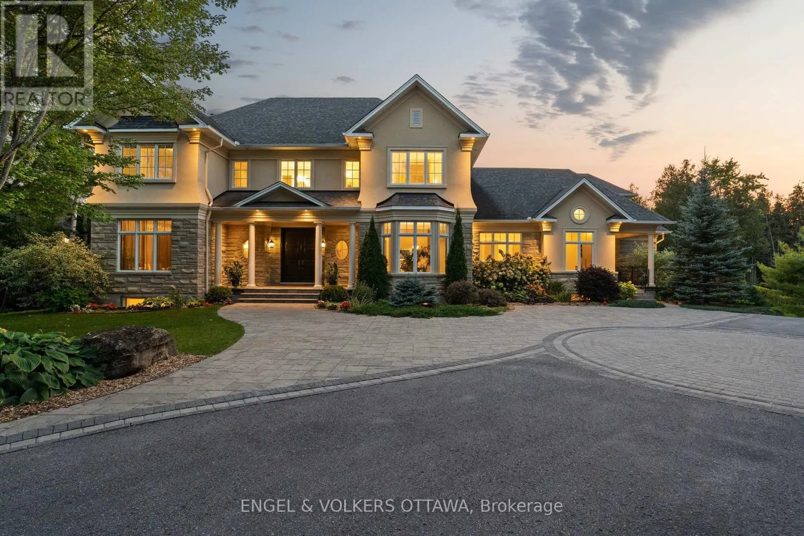 1408 BLACKHORSE COURT