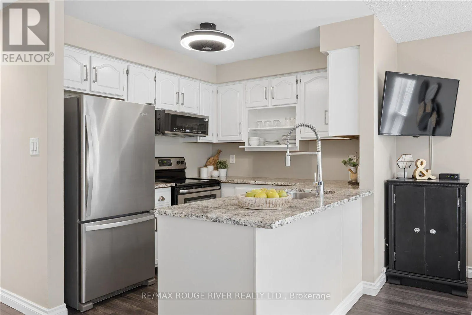 F205 - 182 D'ARCY STREET
