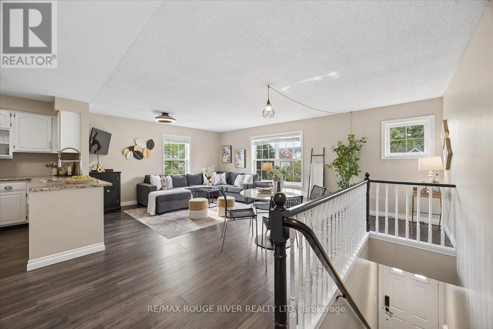 F205 - 182 D'ARCY STREET