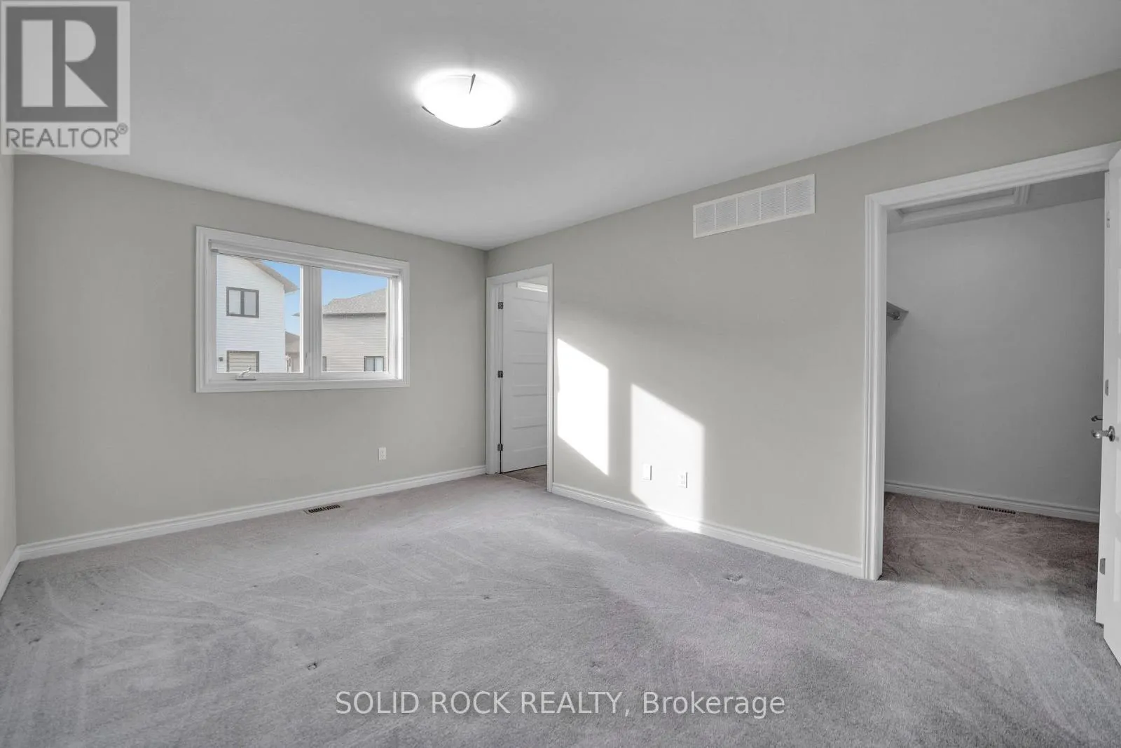 54 GRIFFITH WAY