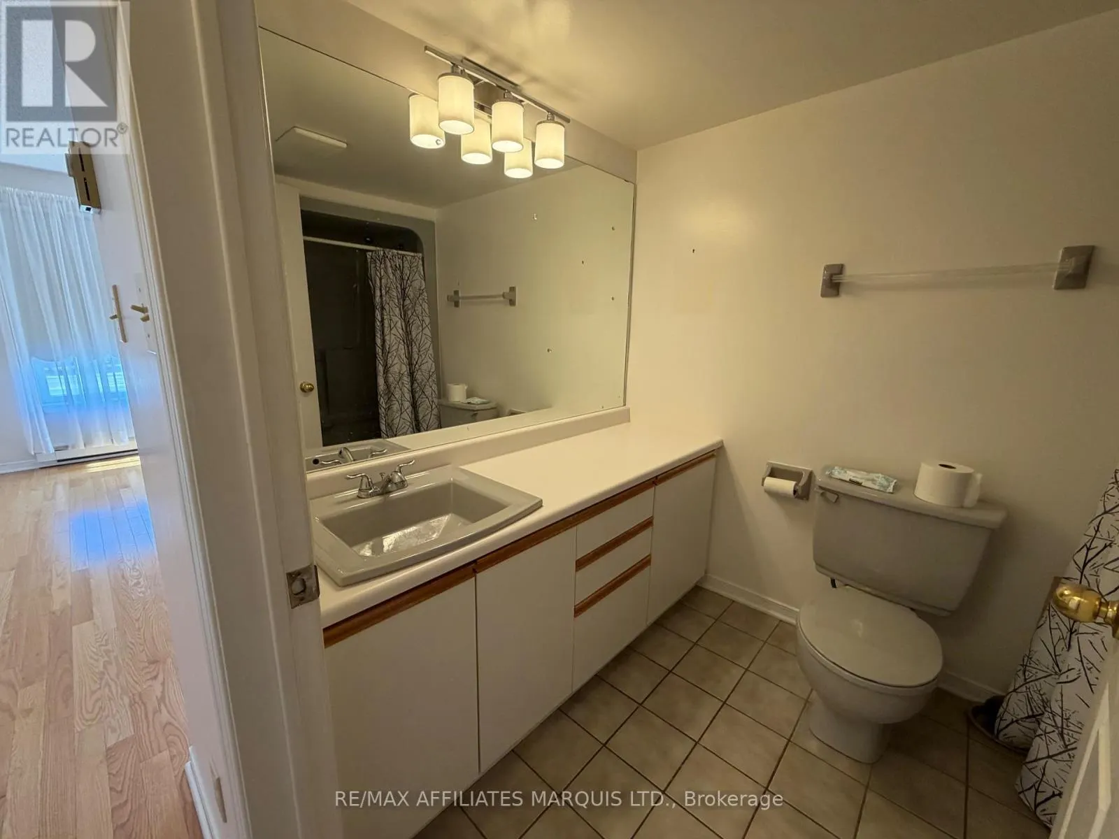 312 - 121 WATER STREET W