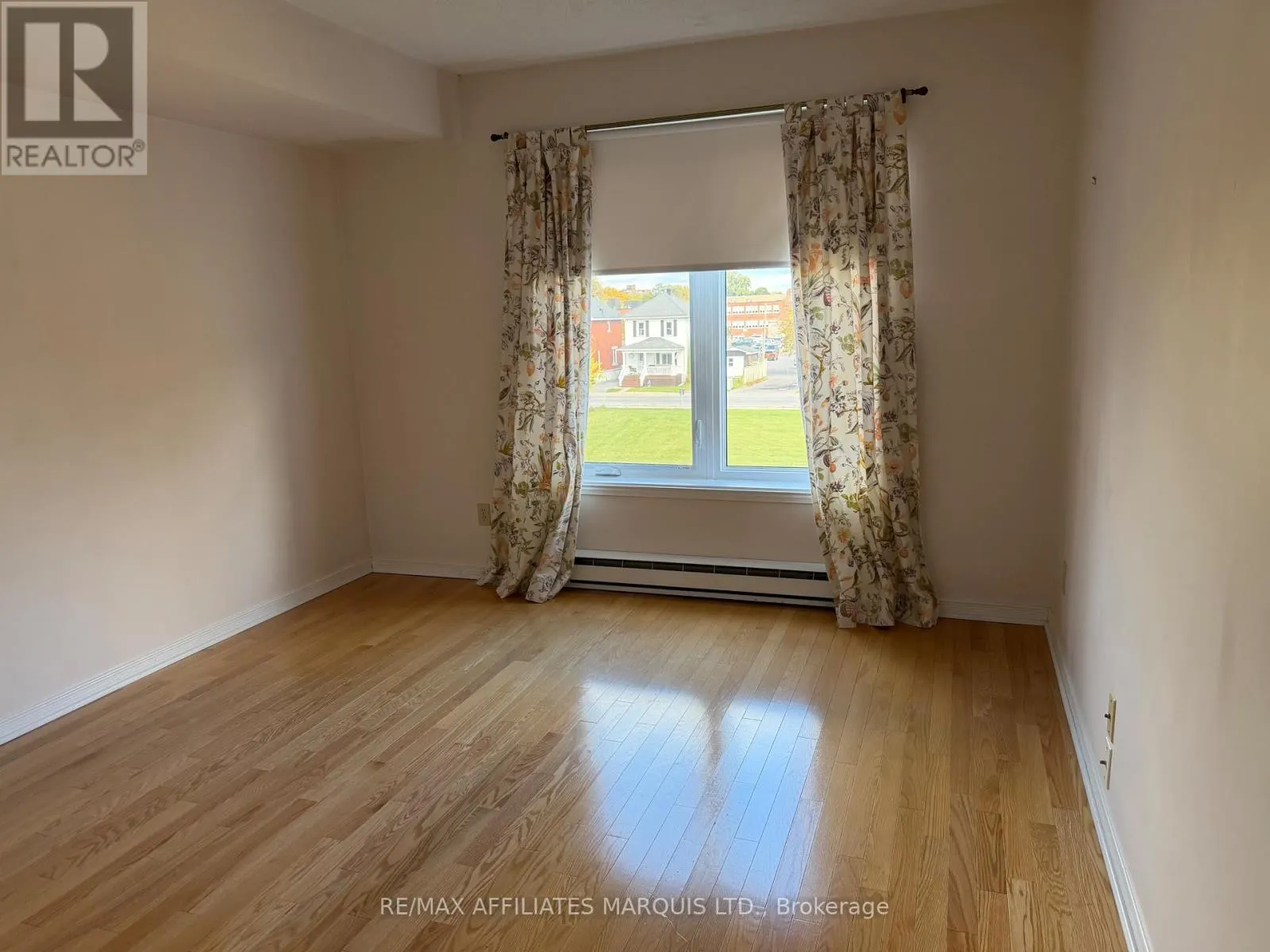 312 - 121 WATER STREET W