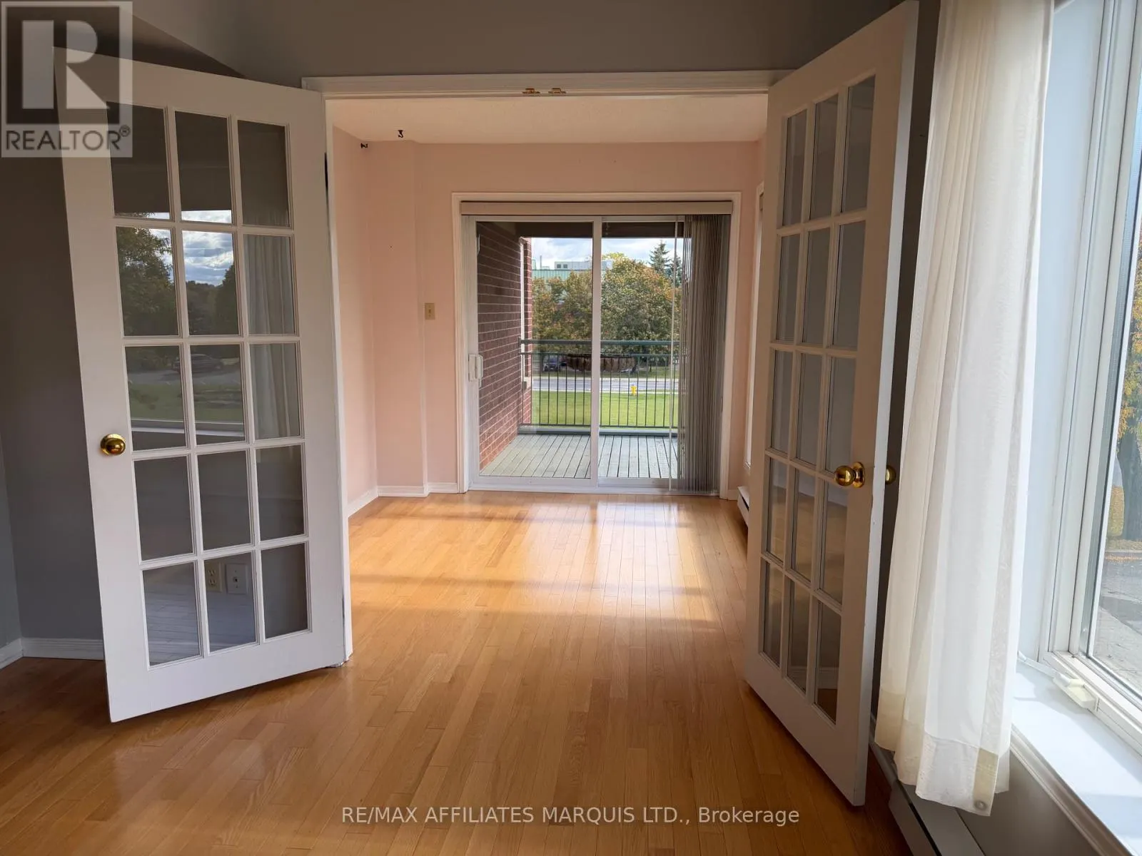 312 - 121 WATER STREET W