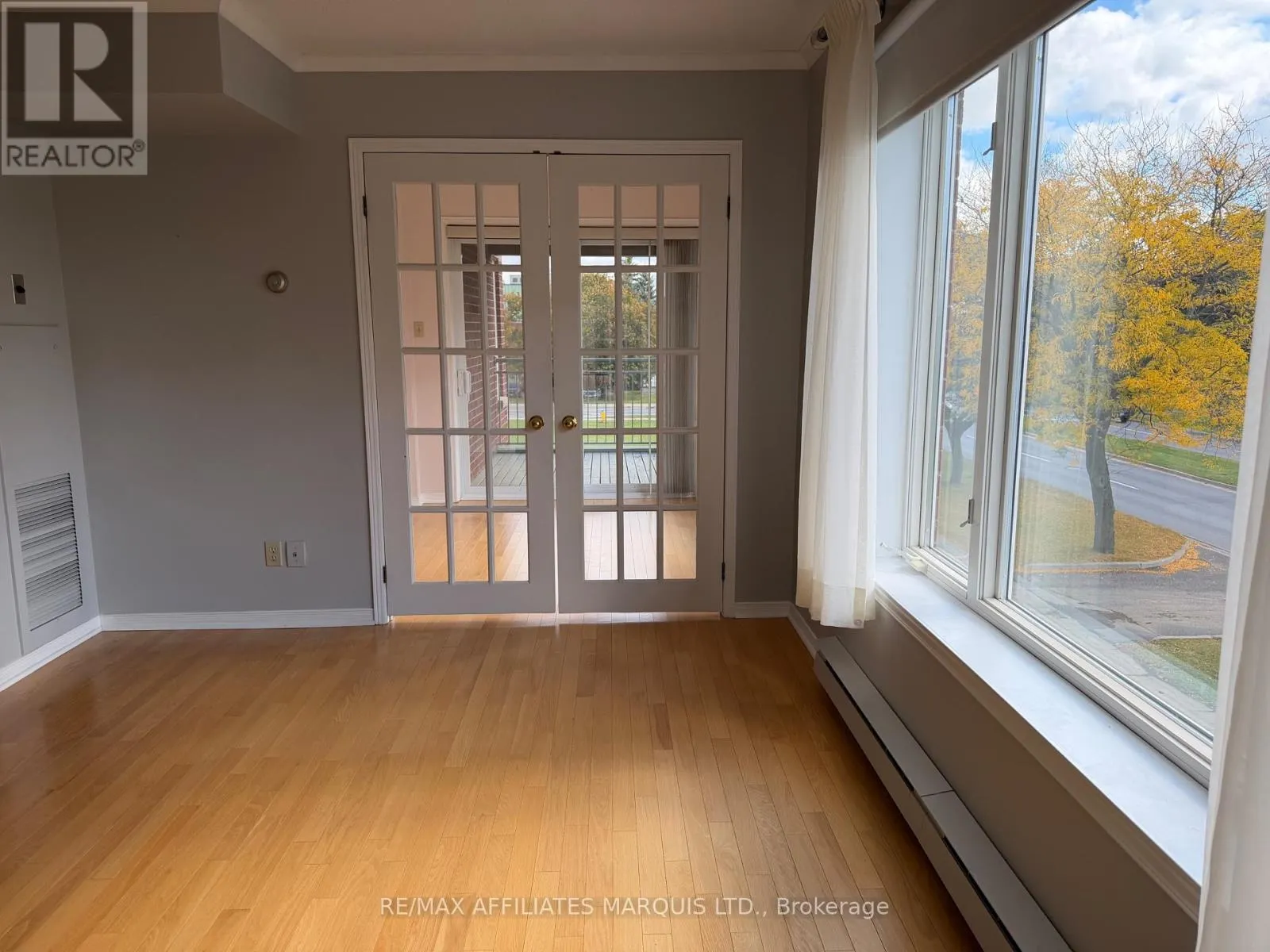 312 - 121 WATER STREET W