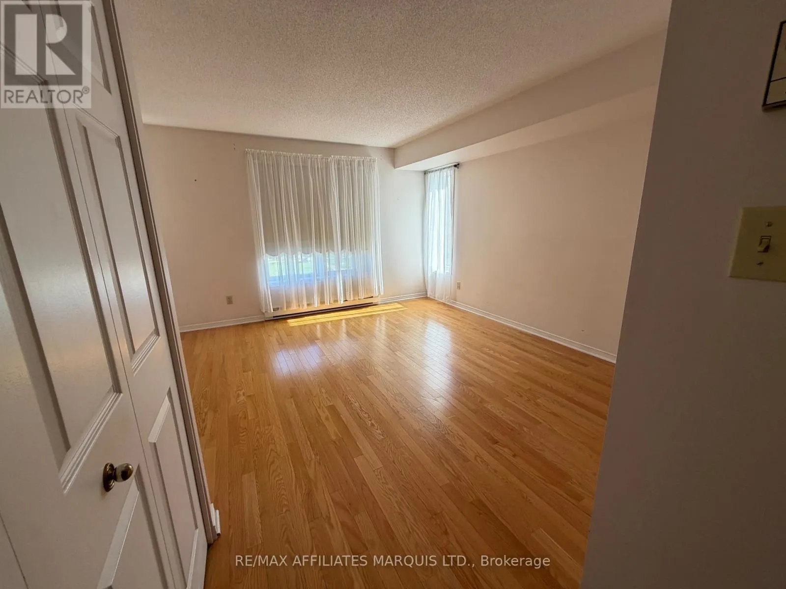 312 - 121 WATER STREET W