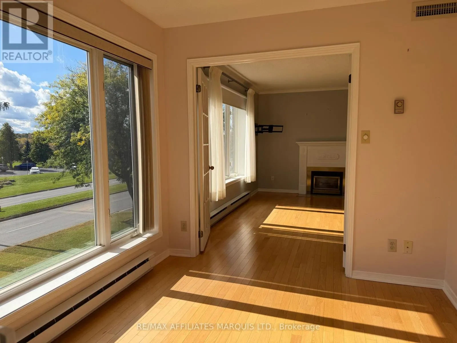 312 - 121 WATER STREET W