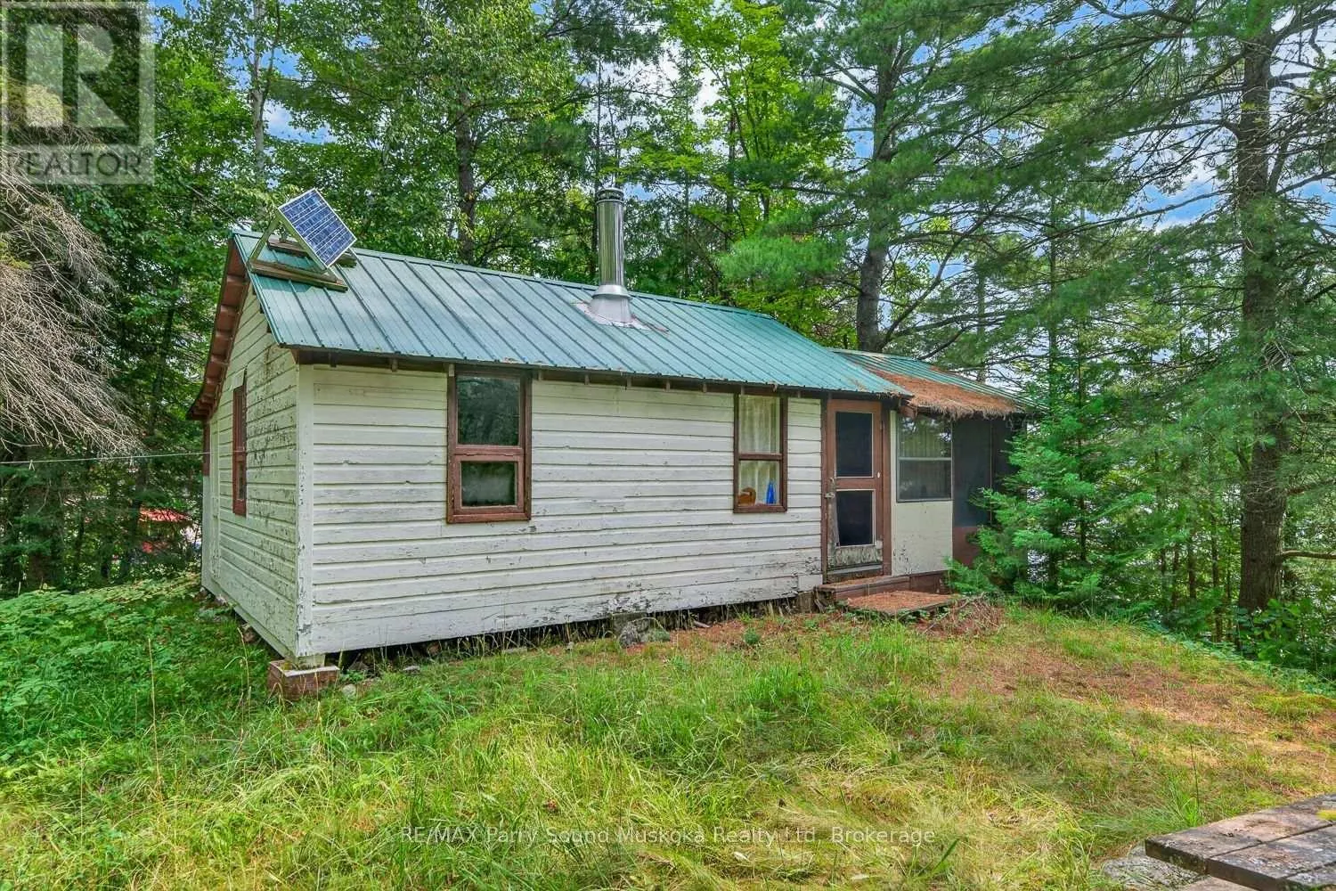 418 WHITESTONE LK ROAD