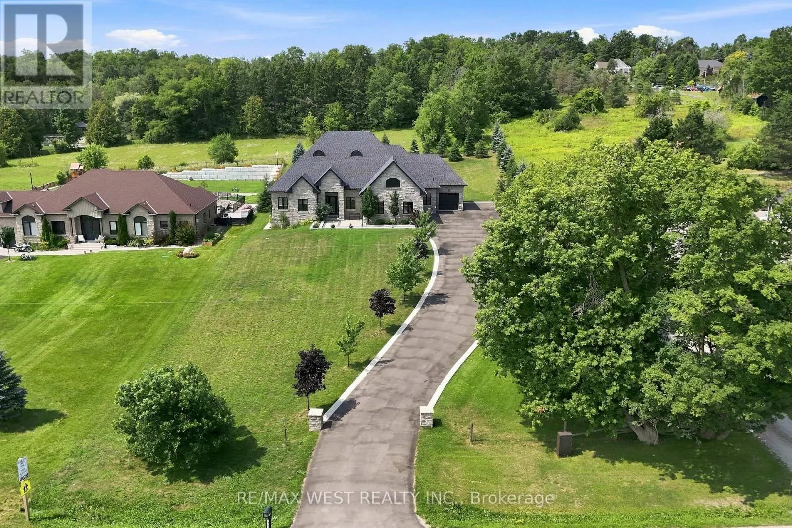 9450 WELLINGTON ROAD 124