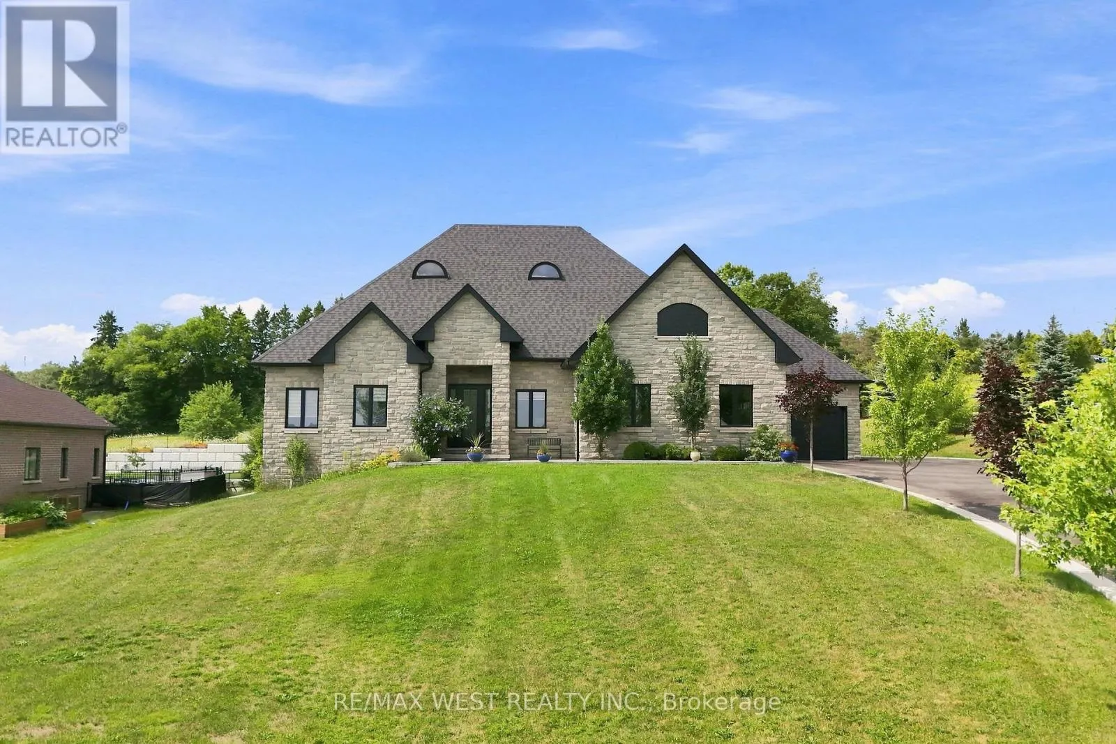 9450 WELLINGTON ROAD 124