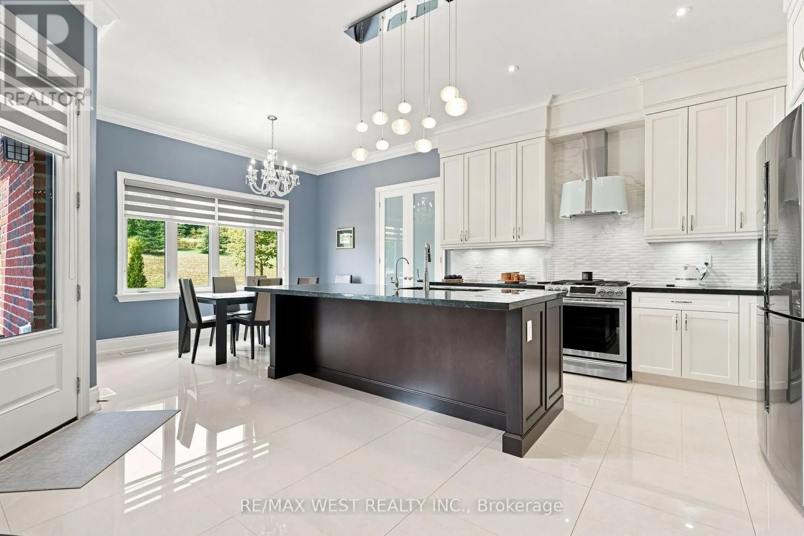 9450 WELLINGTON ROAD 124