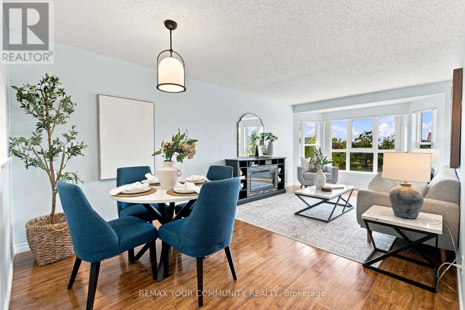 308 - 4 HERITAGE WAY