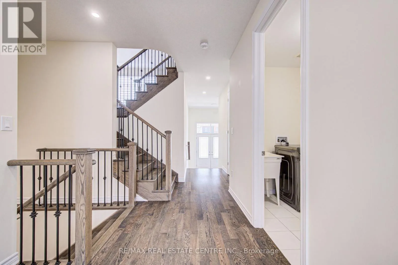 407 DOLMAN STREET