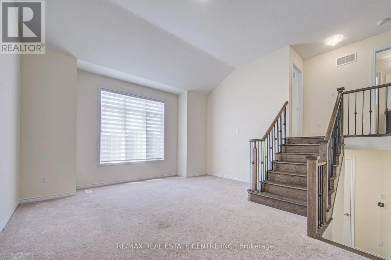 407 DOLMAN STREET