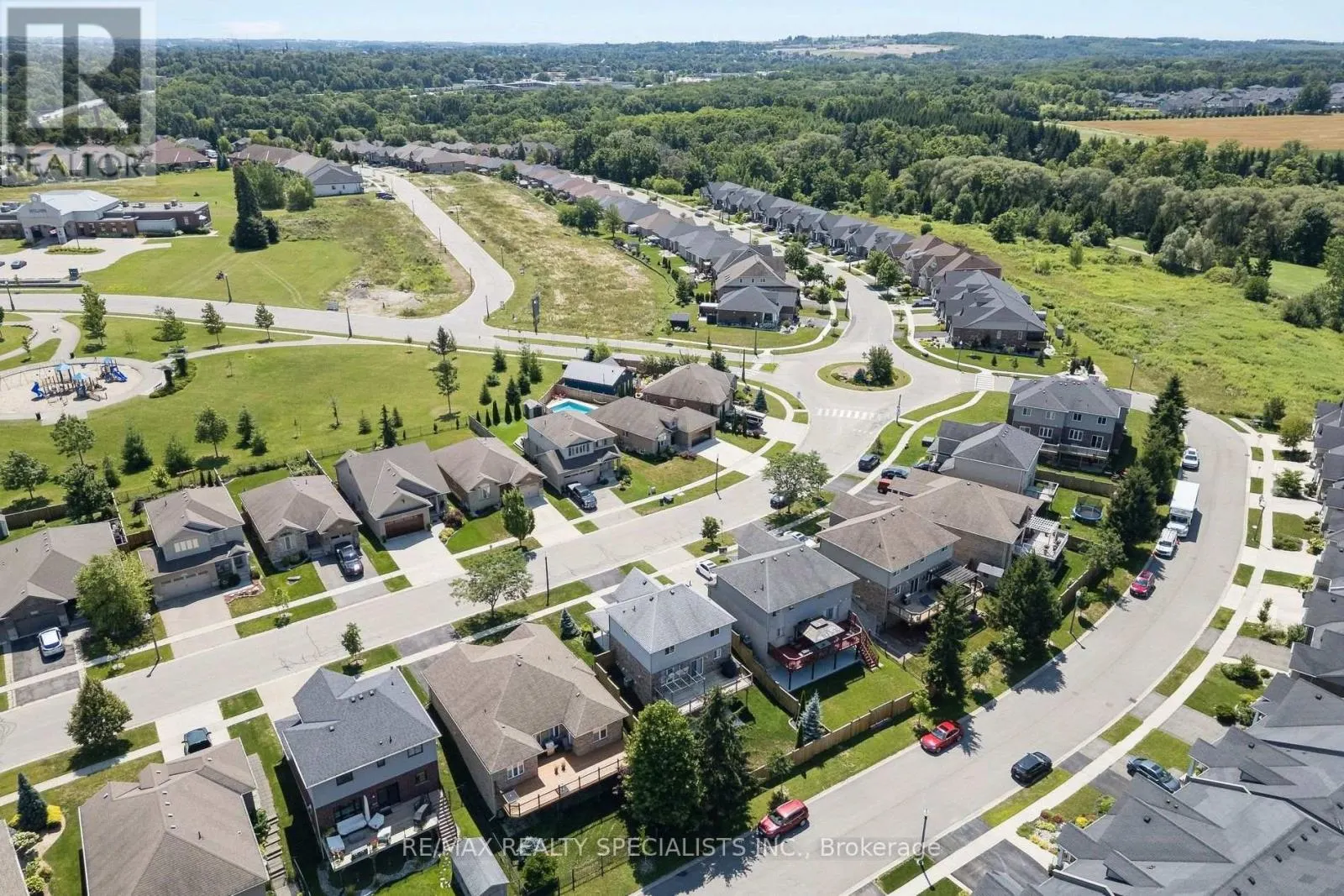 375 FAIRWAY ROAD